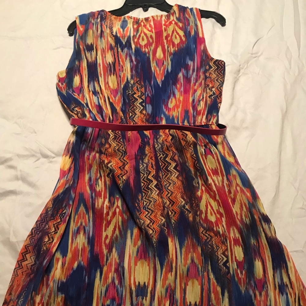 Dress - Picture 3 of 5